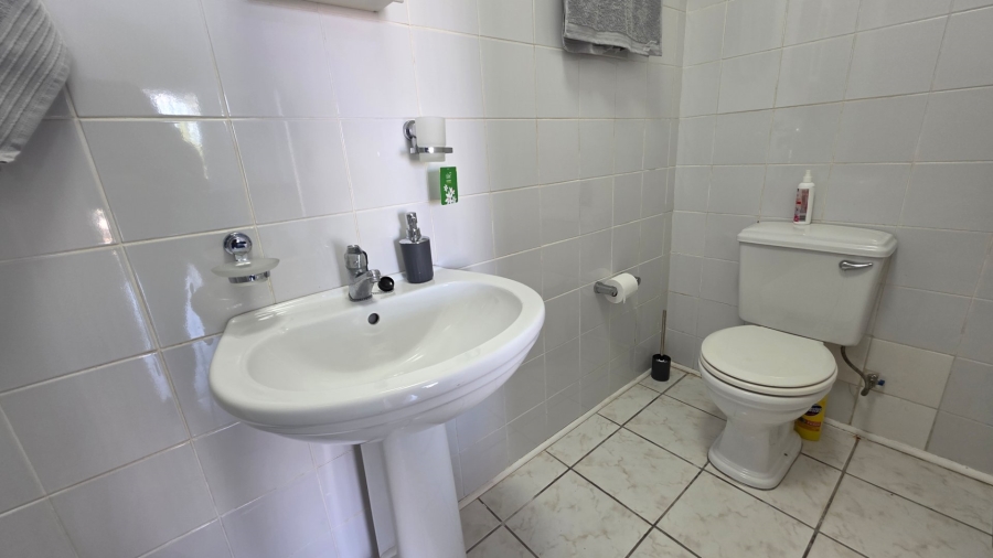 5 Bedroom Property for Sale in Dana Bay Western Cape